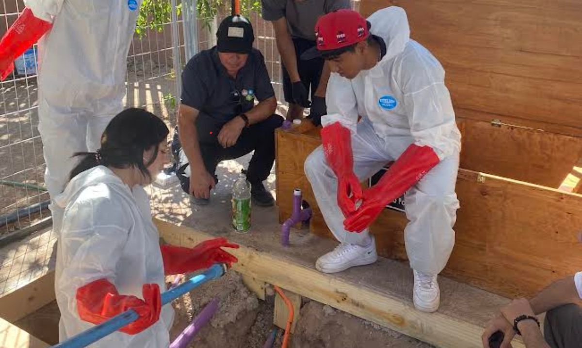 Estudiantes del Liceo Likan Antai en San Pedro de Atacama logran reciclar 17 mil litros de agua 