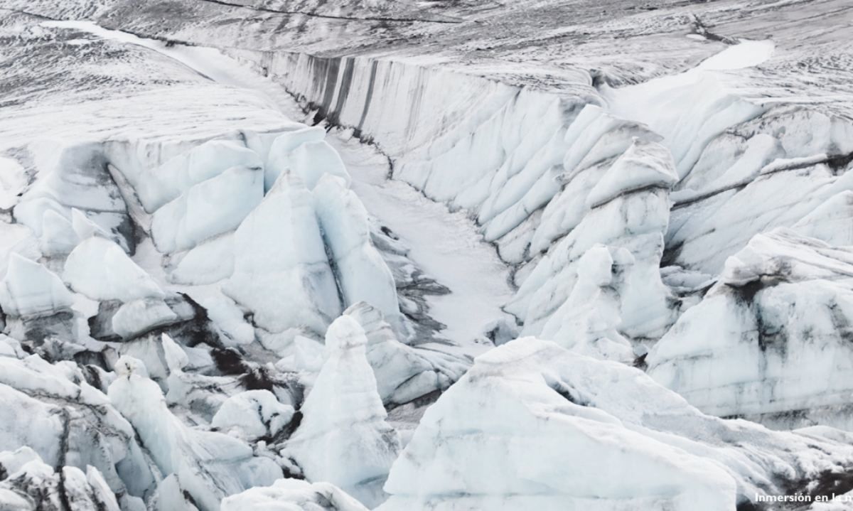 Glaciares: Guardianes del equilibrio de la Tierra